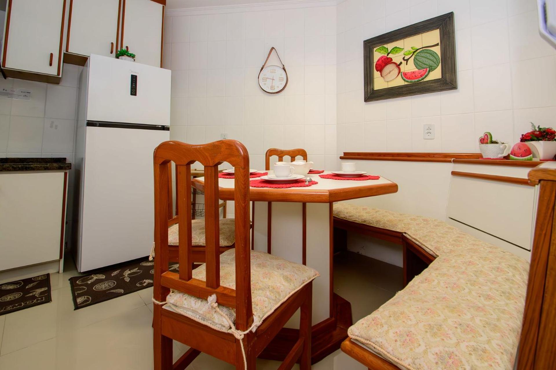 Apto A 50m Da Em P825 Balneario Camboriu