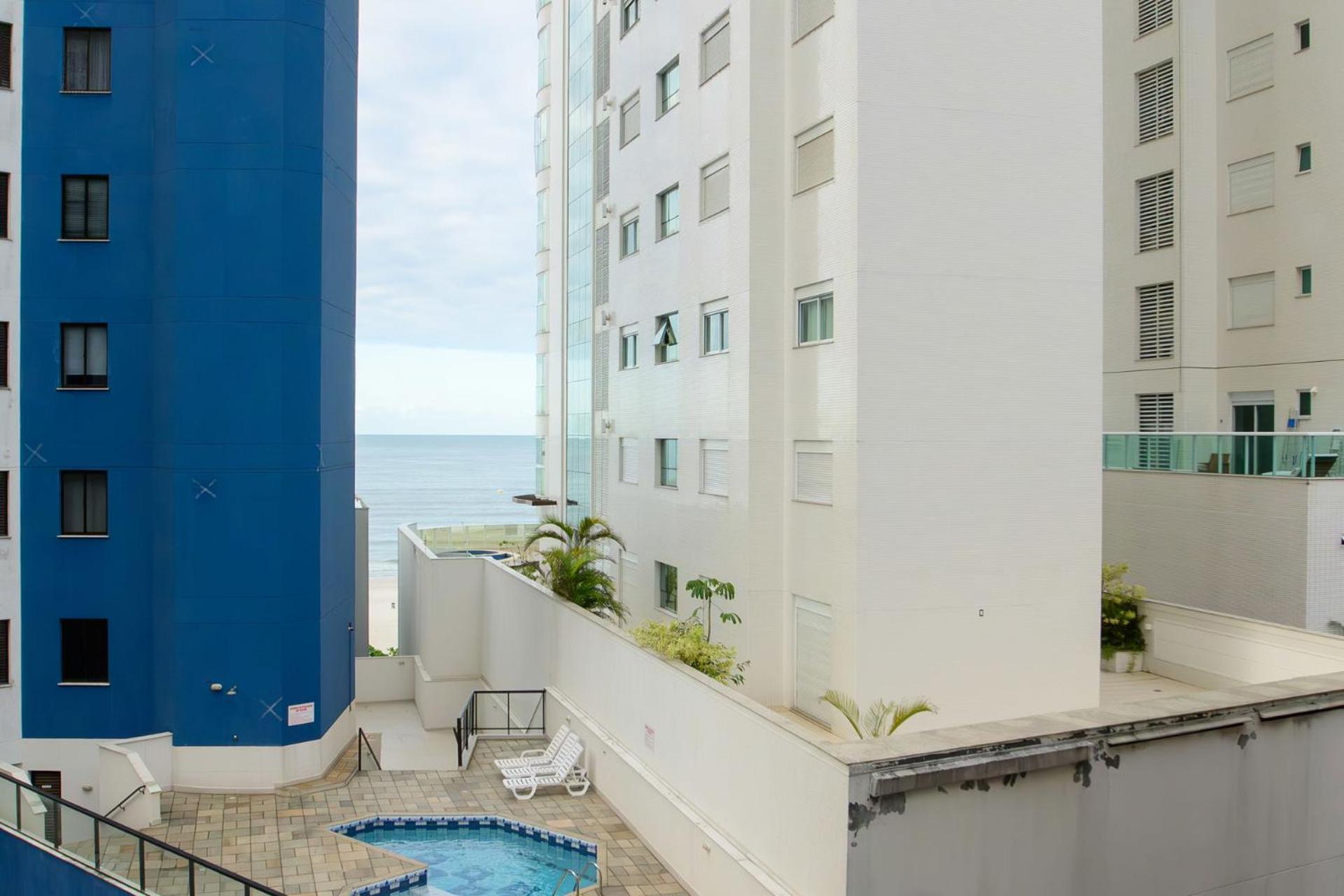 Apartamento Na Rua 3500, 50m Da Em P825
