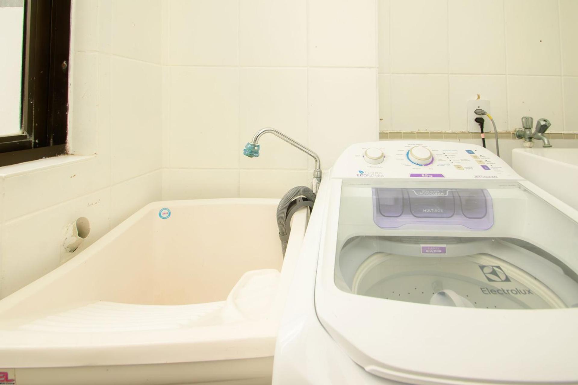 Apartamento Na Rua 3500, 50m Da Em P825 *